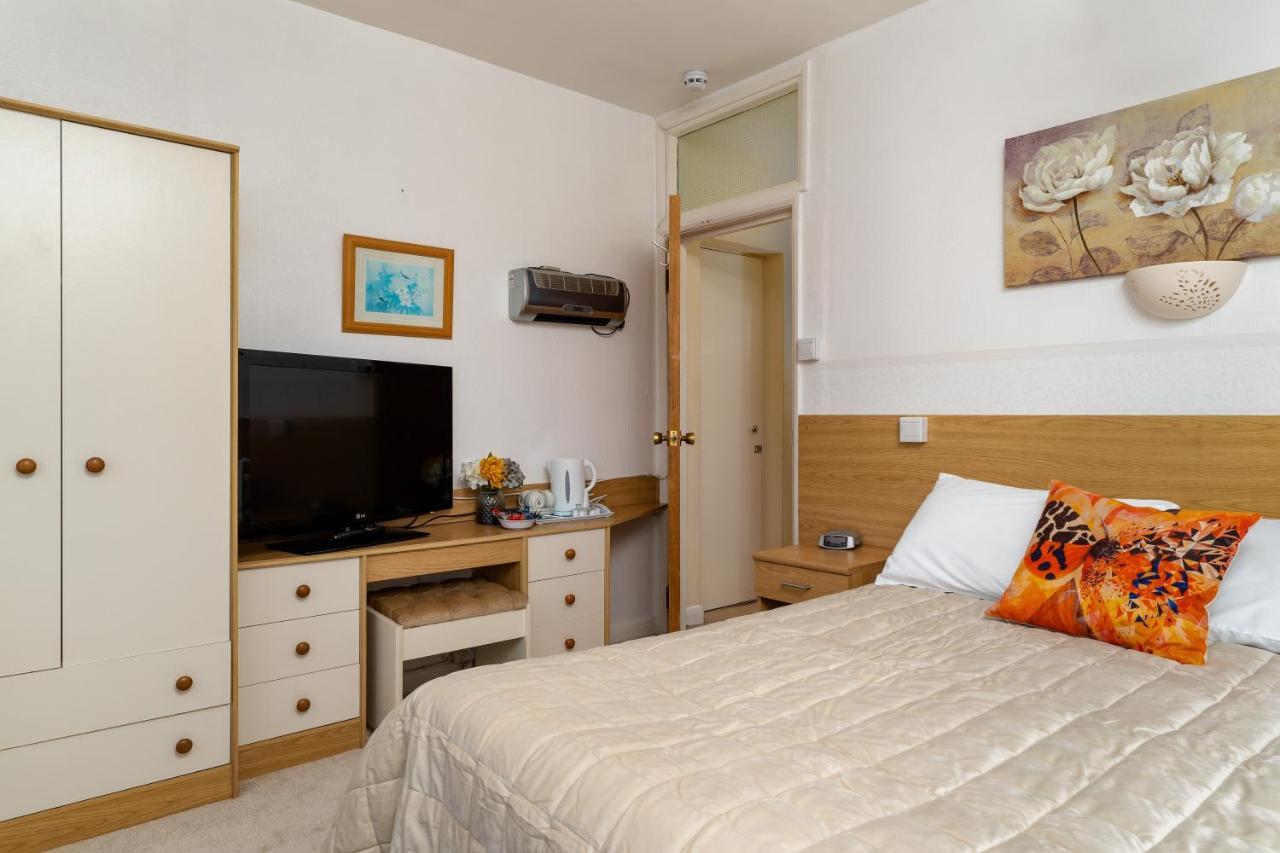 The Torland - Paignton Seafront - Free Parking, All Rooms En-Suite Екстериор снимка