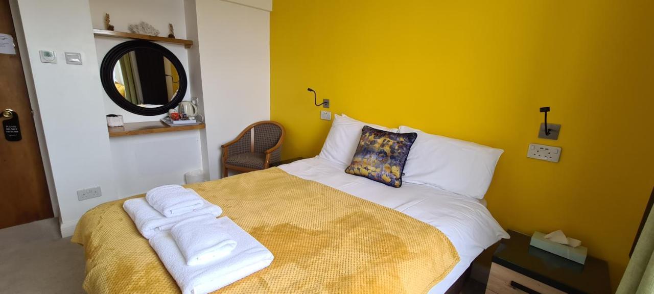 The Torland - Paignton Seafront - Free Parking, All Rooms En-Suite Екстериор снимка