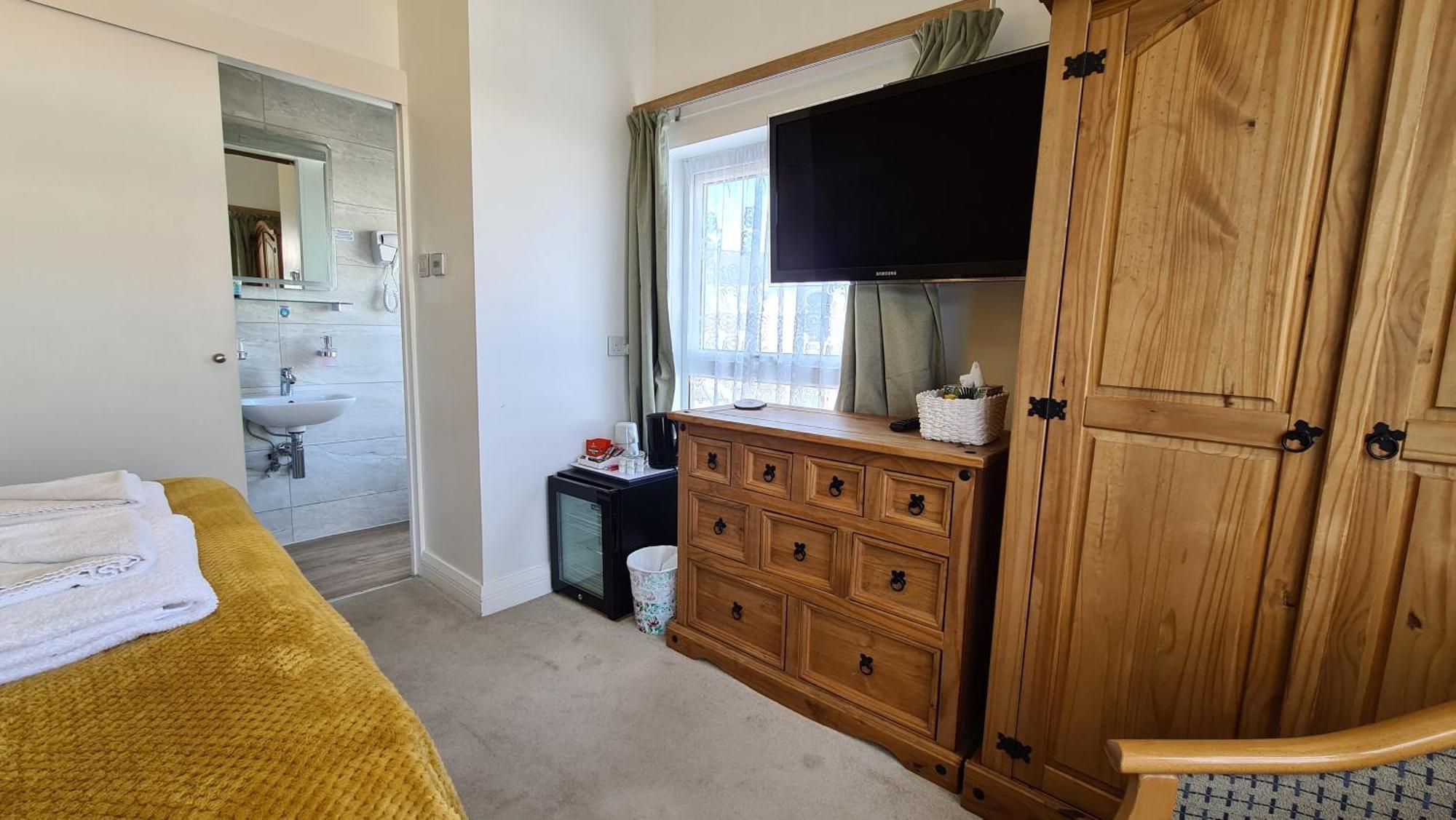 The Torland - Paignton Seafront - Free Parking, All Rooms En-Suite Екстериор снимка